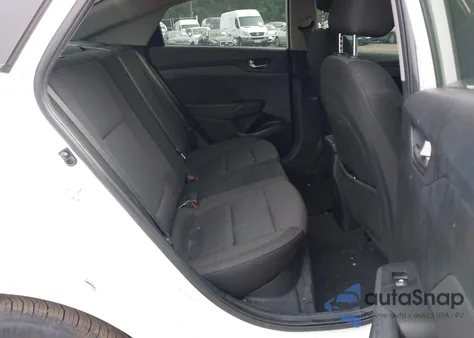 2022 Hyundai Accent Sel z USA, uszkodzony, nr VIN 3KPC24A61NE175938